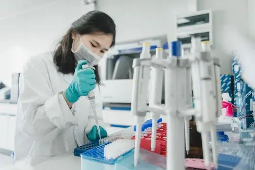 廣東隱私親子鑒定中心采樣在醫院哪個科室？
